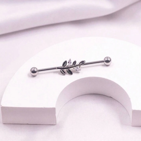 👂🏻14g Industrial/Cartilage Piercing-316 Surgical Stainless NWT - Picture 2 of 5